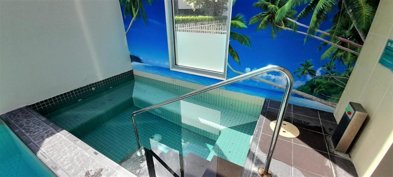 Beautiful Apartment 100Mts Near The Beach In Port Melbourne Bagian luar foto