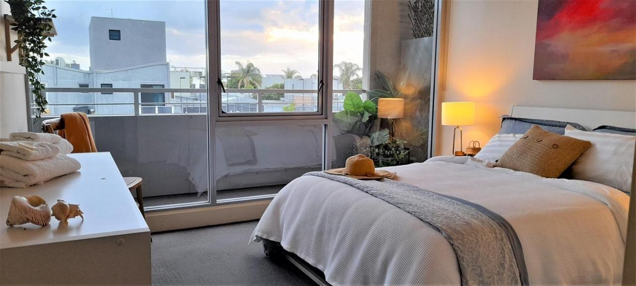 Beautiful Apartment 100Mts Near The Beach In Port Melbourne Bagian luar foto